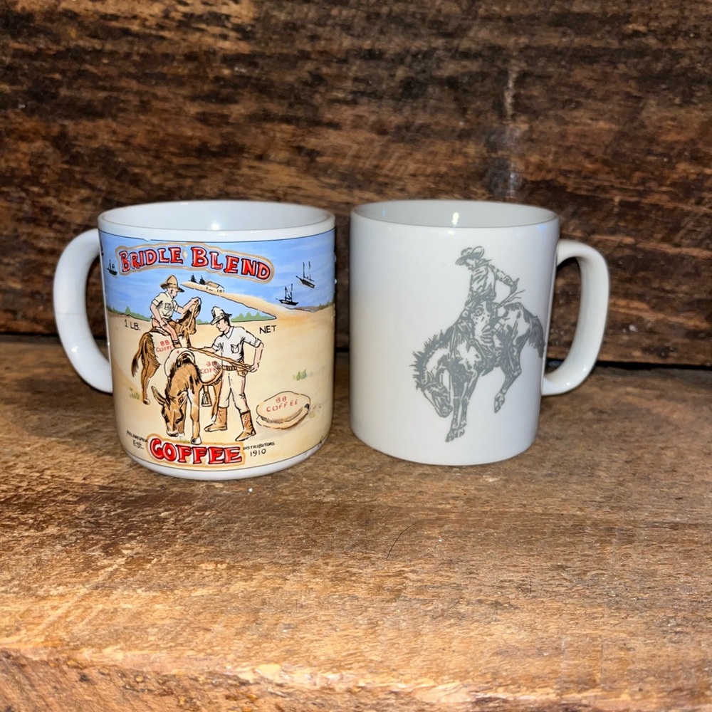 Bundle of two cowboy cups